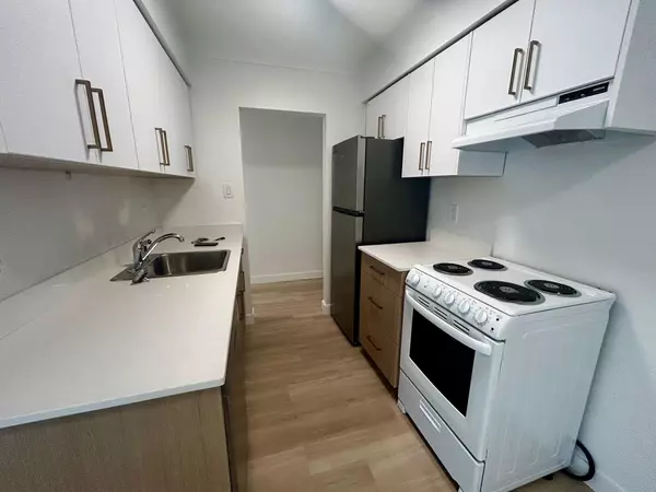 Coquitlam, BC V3K 4W2,201 Laval ST #103