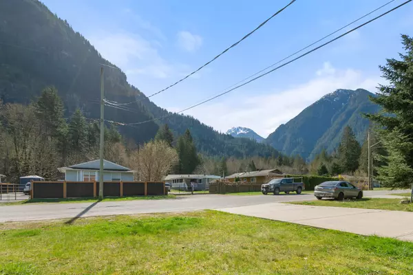Hope, BC V0X 1L2,63865 Old Yale RD