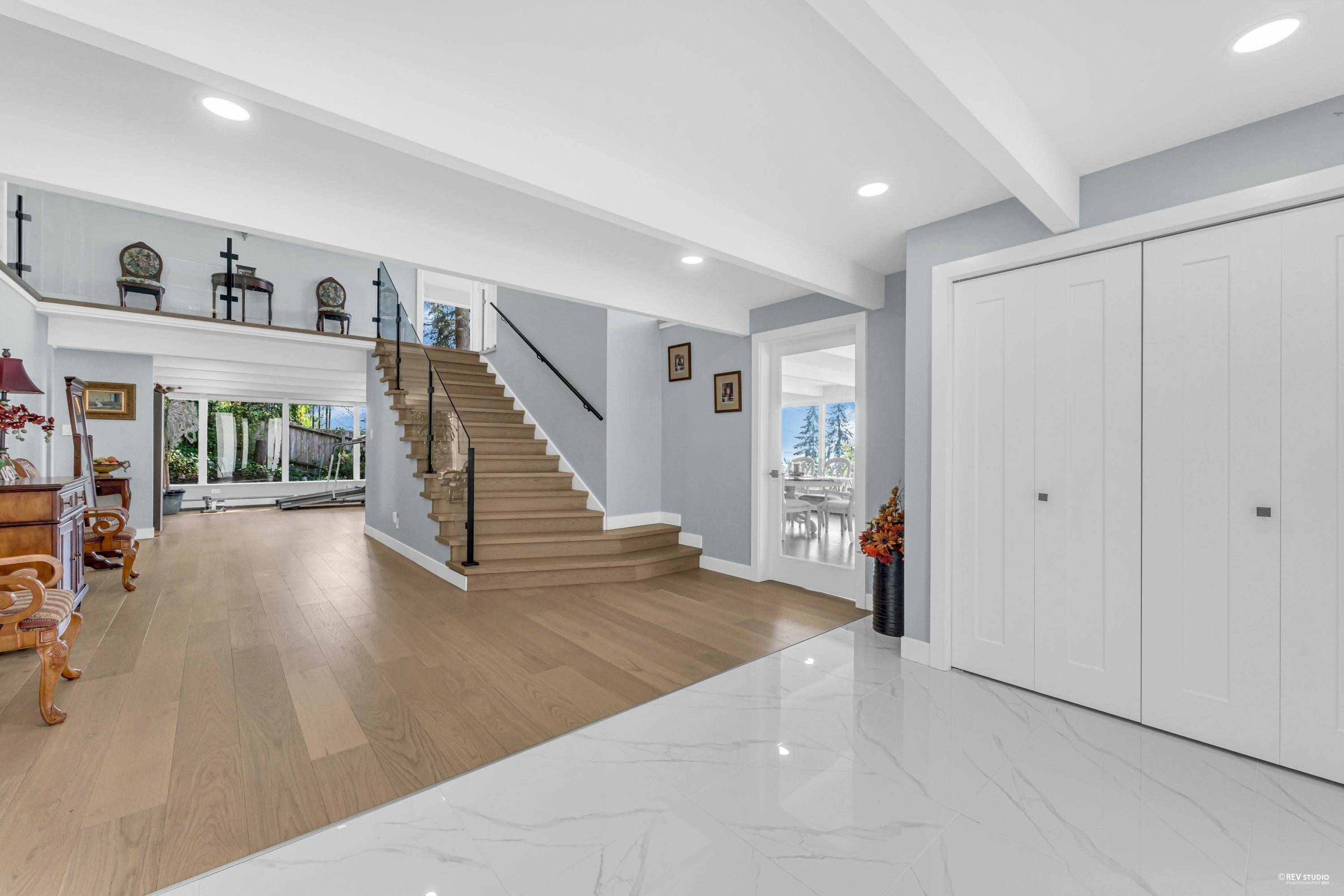 West Vancouver, BC V7S 2T6,2755 Skilift PL