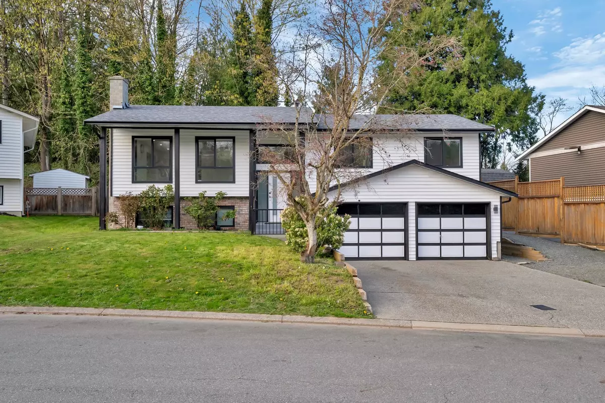Abbotsford, BC V2S 7B8,32955 Malahat PL