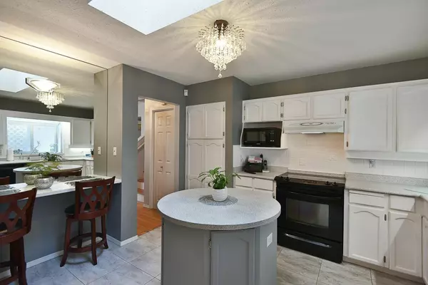 5457 Burley PL Sechelt, BC V0N 3A0