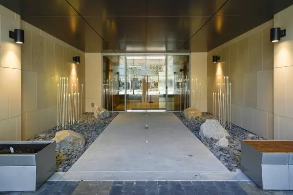 Richmond, BC V7C 0E6,6699 River RD #503