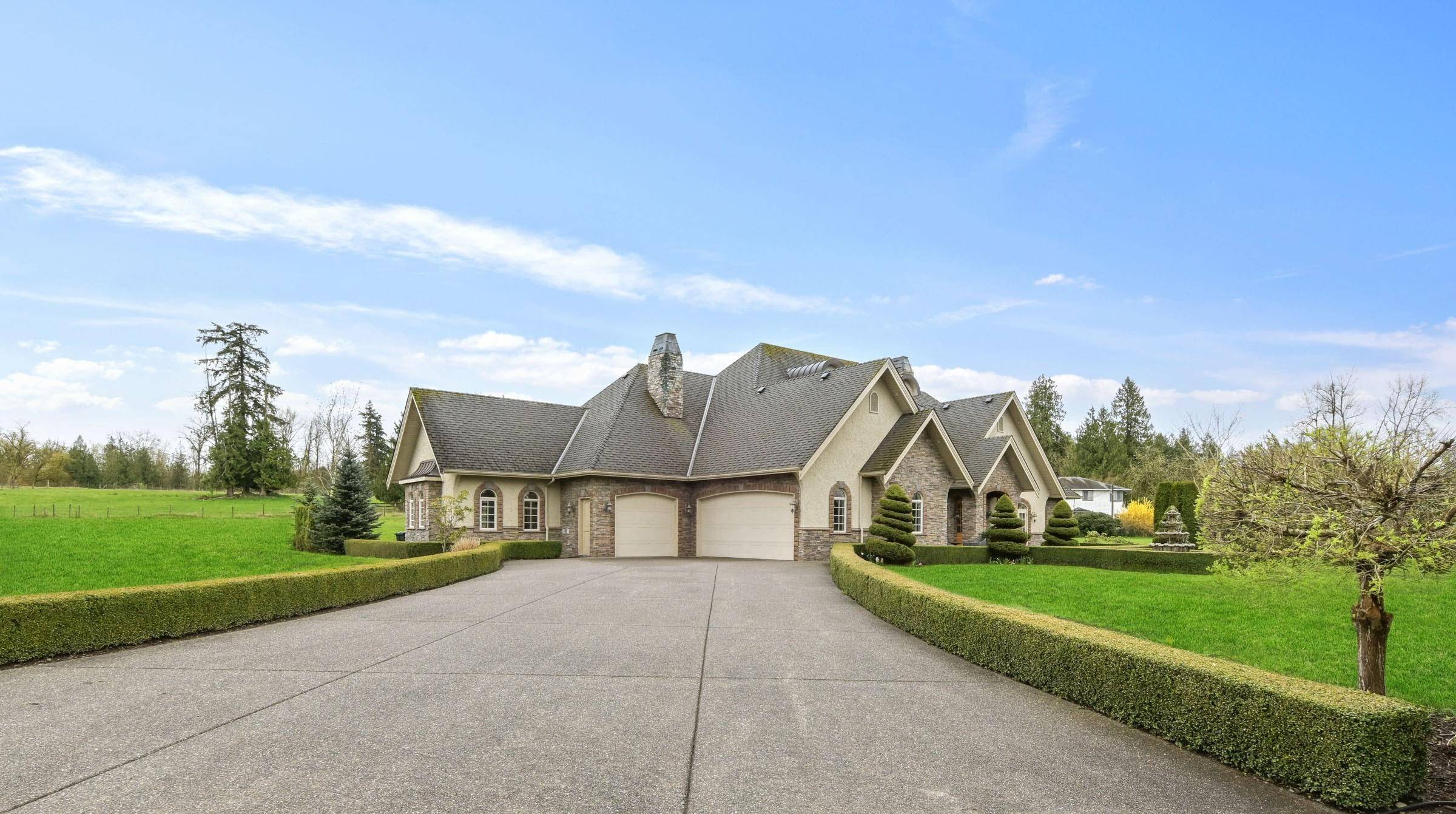 Langley, BC V3A 7N6,22460 56 AVE