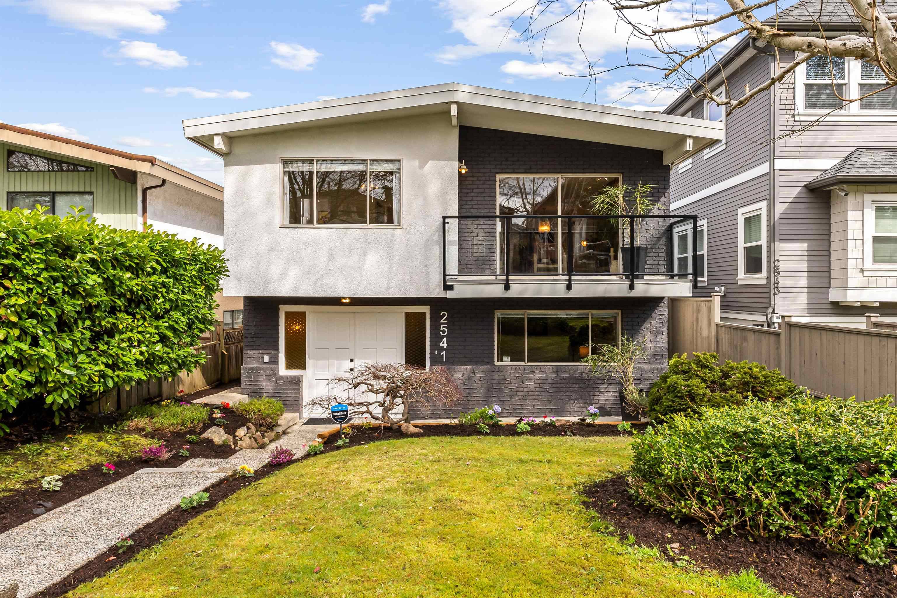 2541 E 23rd AVE, Vancouver, BC V5R 1A3