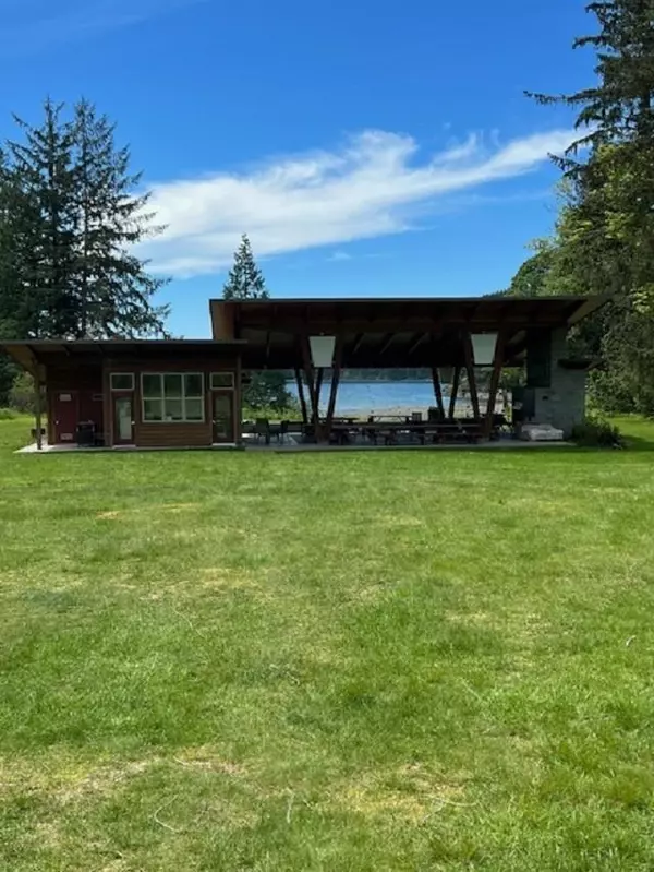 Gambier Island, BC V0N 1V0,1310 Sea Ranch Shoreline #2A