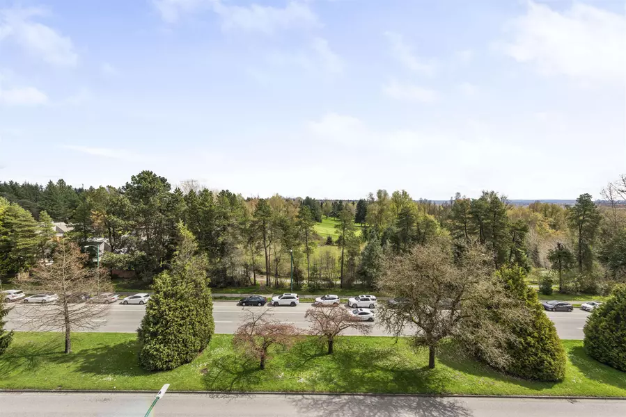 6859 Cambie ST #605, Vancouver, BC V6P 0M4