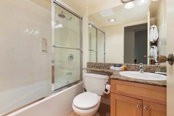 Whistler, BC V8E 0A8,2561 Tricouni PL #1L