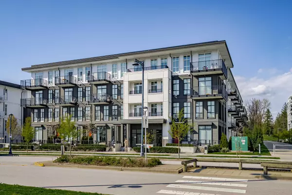Surrey, BC V3T 0R6,13933 105 BLVD #318