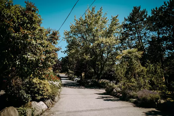 Galiano Island, BC V0N 1P0,134 Madrona DR #16 B1