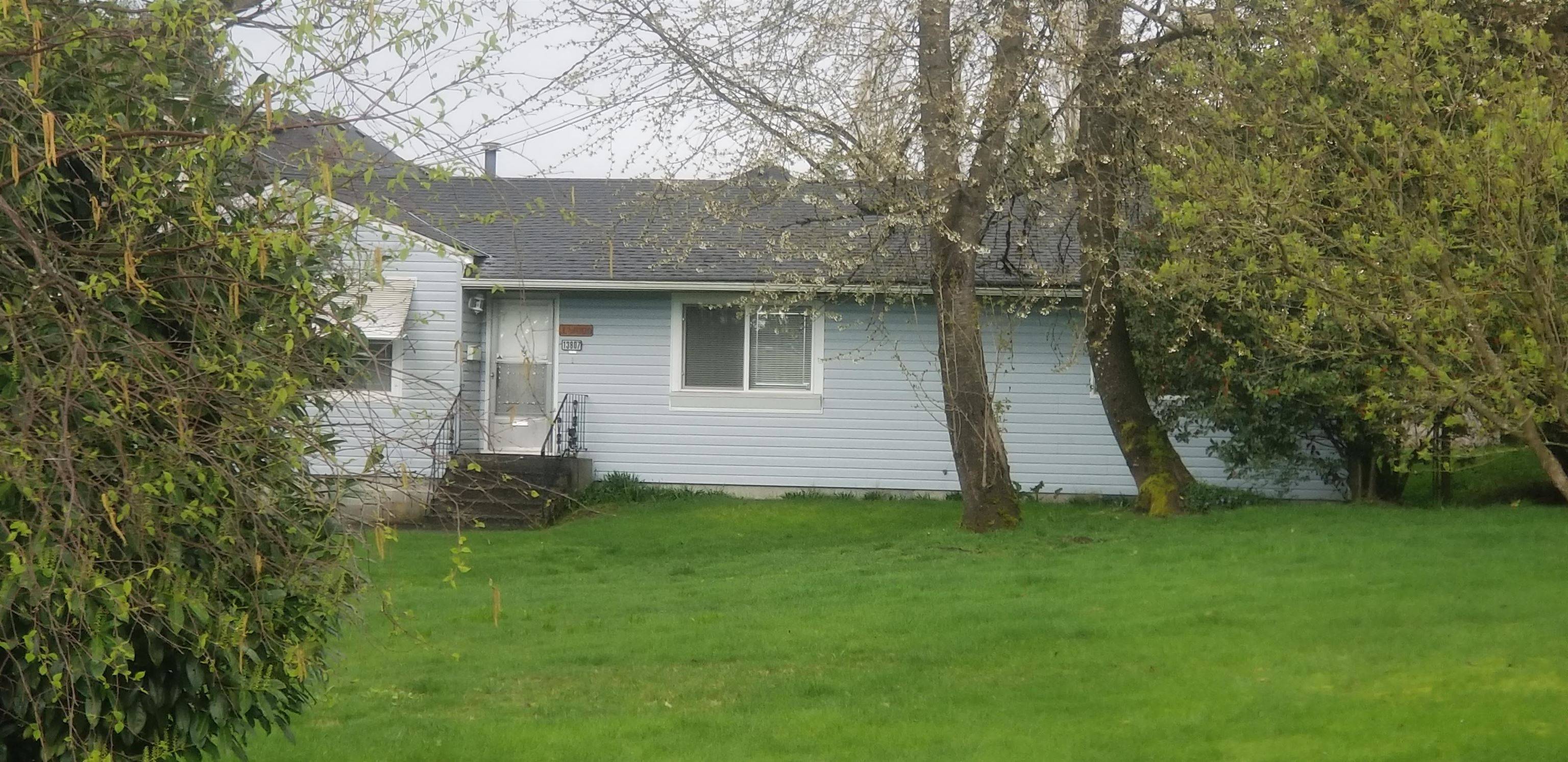 Surrey, BC V3R 5L7,13807 Brentwood CRES