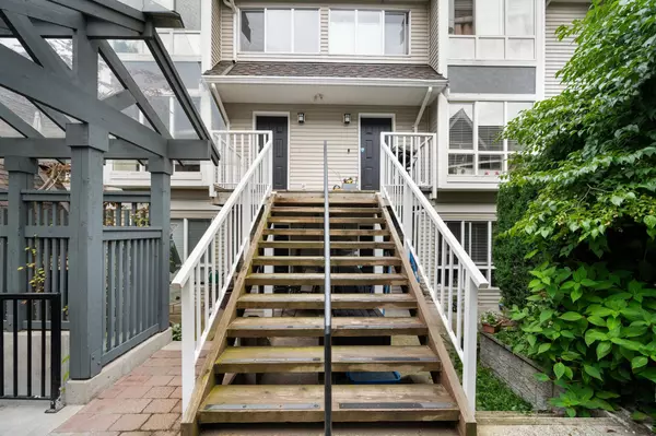 North Vancouver, BC V7J 1Z6,1005 Lynn Valley RD #15