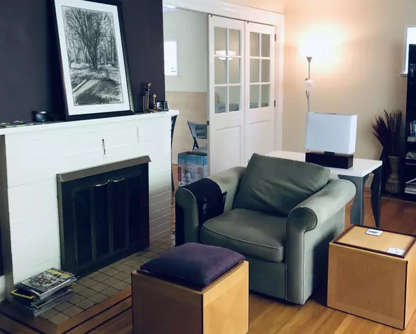 Vancouver, BC V6N 2W3,3870 W 37th AVE