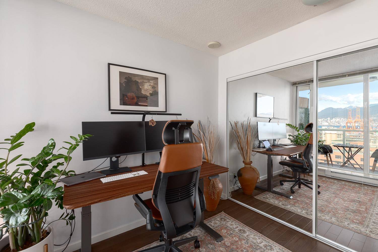 Vancouver, BC V6B 1R1,550 Taylor ST #1905