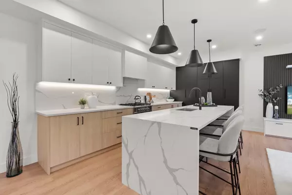 Surrey, BC V4N 1A1,16358 90 AVE #66