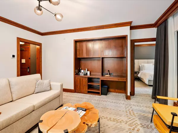 Whistler, BC V8E 0Y4,4591 Blackcomb WAY #252