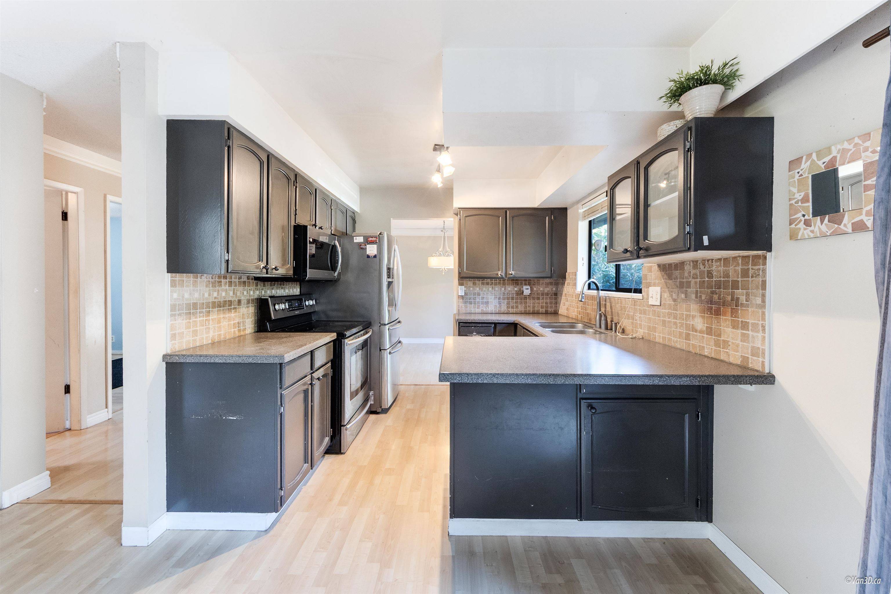 Delta, BC V4E 1N6,11158 Lincoln DR