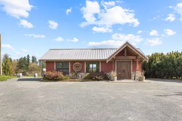 5782 Mt Lehman RD Abbotsford, BC V4X 1V4