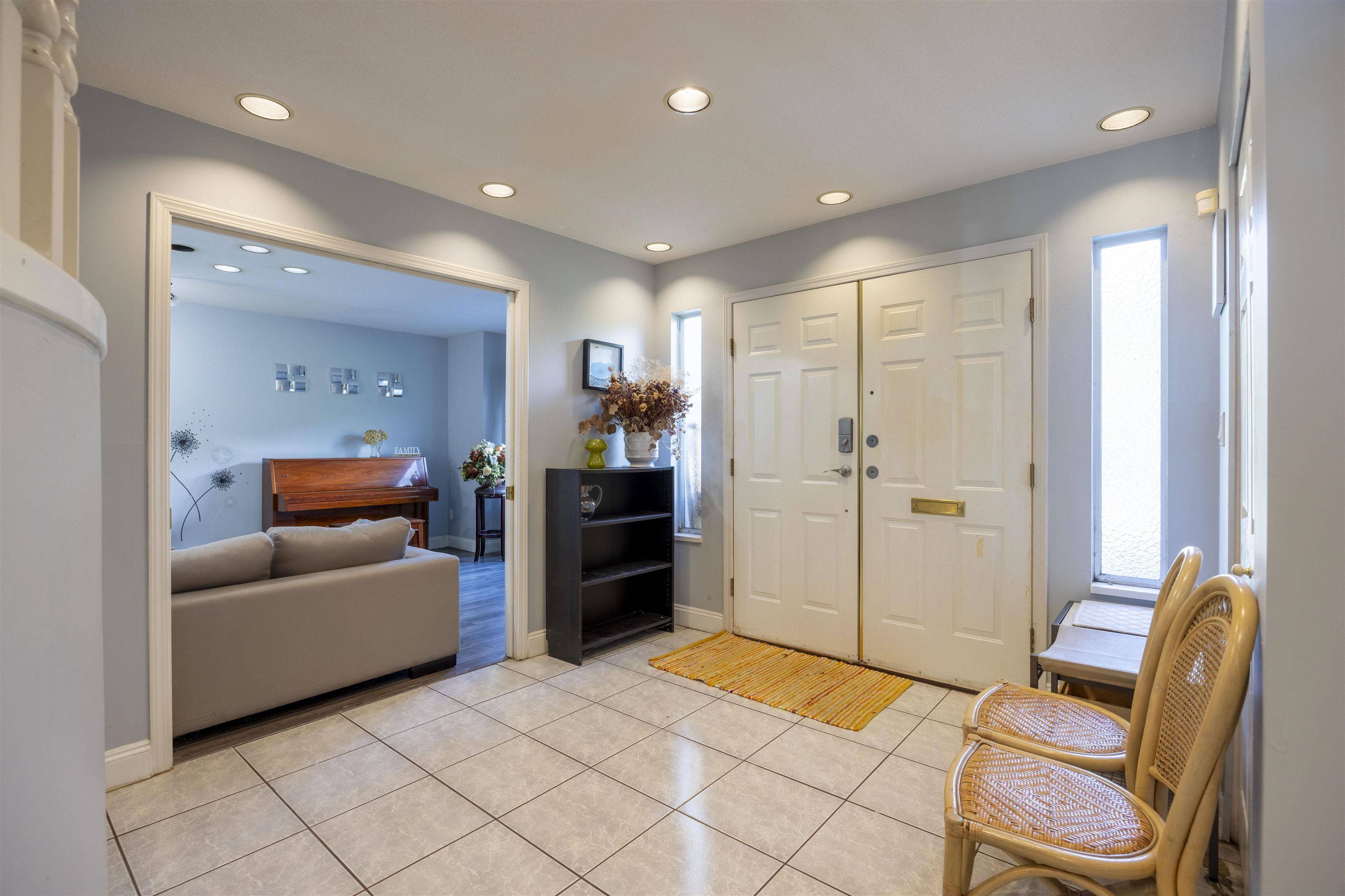 Richmond, BC V7C 1C1,5500 Westminster HWY