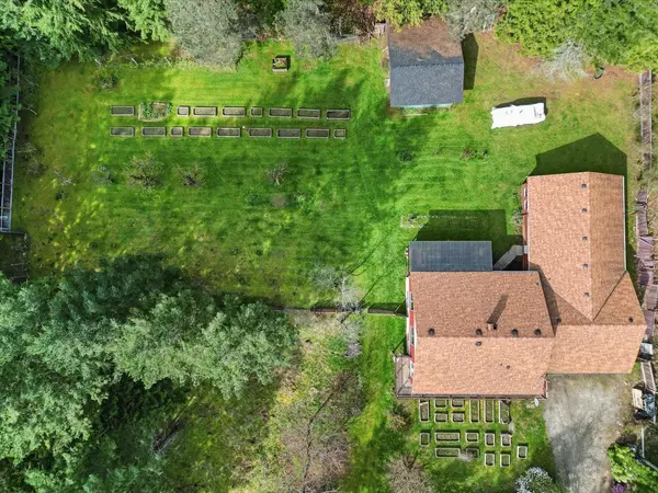 Hope, BC V0X 1L3,27383 Dogwood Valley RD