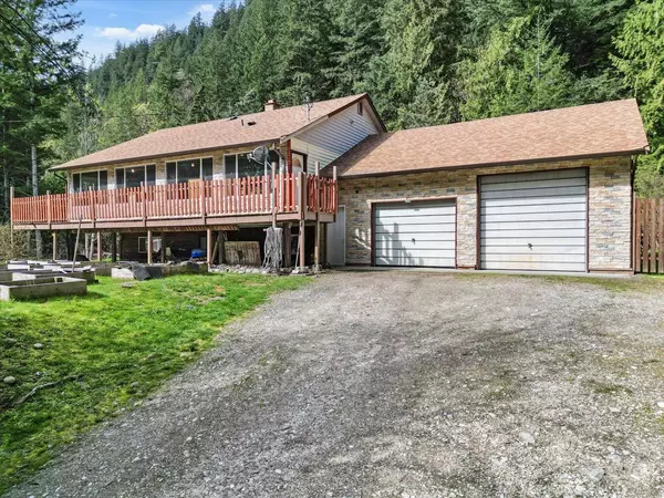 Hope, BC V0X 1L3,27383 Dogwood Valley RD