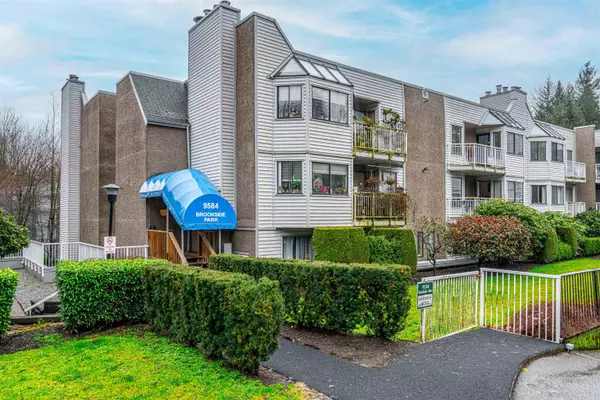 9584 Manchester DR #105, Burnaby, BC V3N 4R1