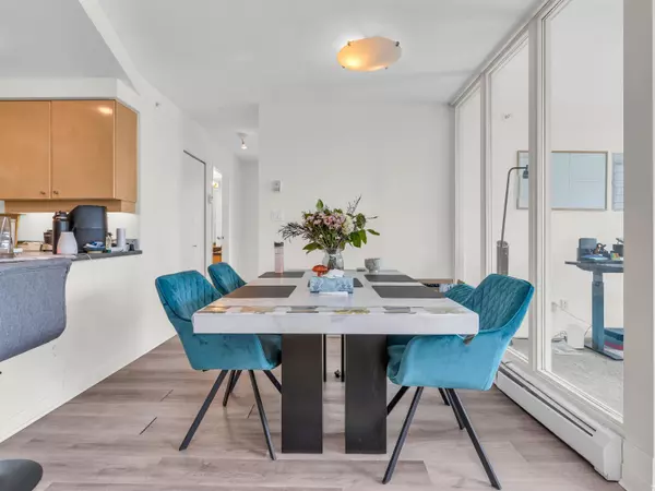 Vancouver, BC V6Z 2V9,1009 Expo BLVD #2206