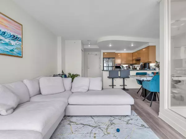 Vancouver, BC V6Z 2V9,1009 Expo BLVD #2206