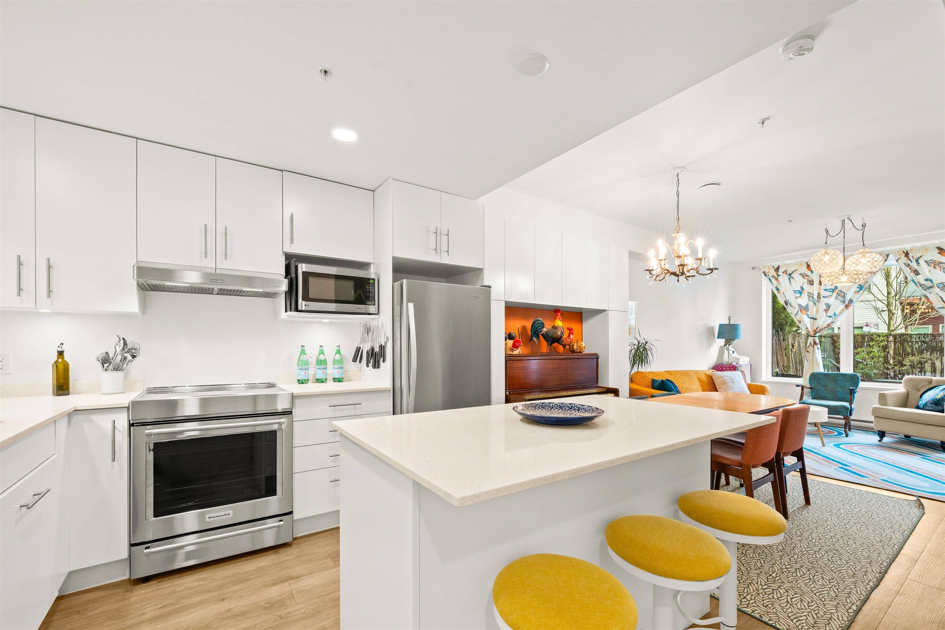 2137 Chesterfield AVE #TH2, North Vancouver, BC V7M 2P7