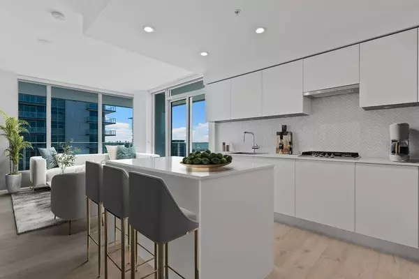 Burnaby, BC V3J 0M2,3833 Evergreen PL #1905