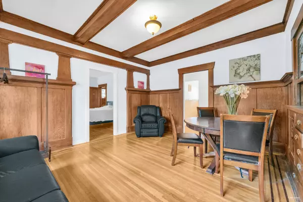 Vancouver, BC V6P 5L5,6519 Cypress ST