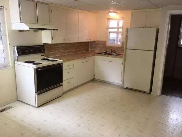 Maple Ridge, BC V2X 5W4,12147 222 ST