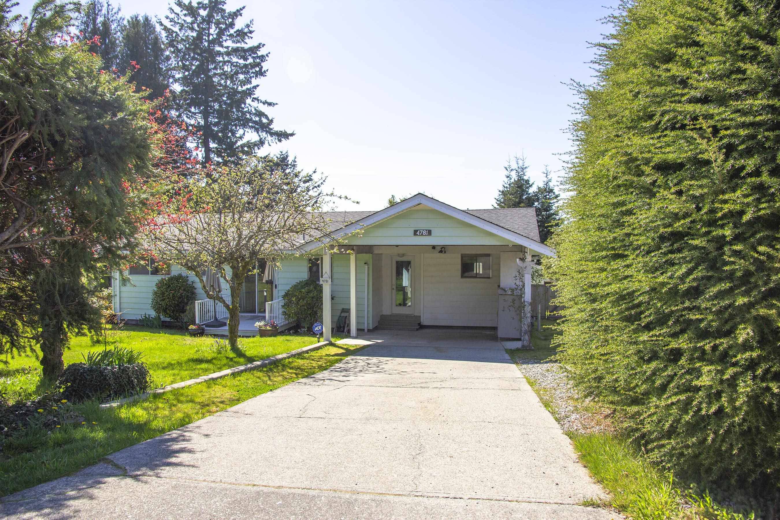 Sechelt, BC V7Z 0B4,4781 Laurel AVE