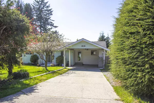 Sechelt, BC V7Z 0B4,4781 Laurel AVE