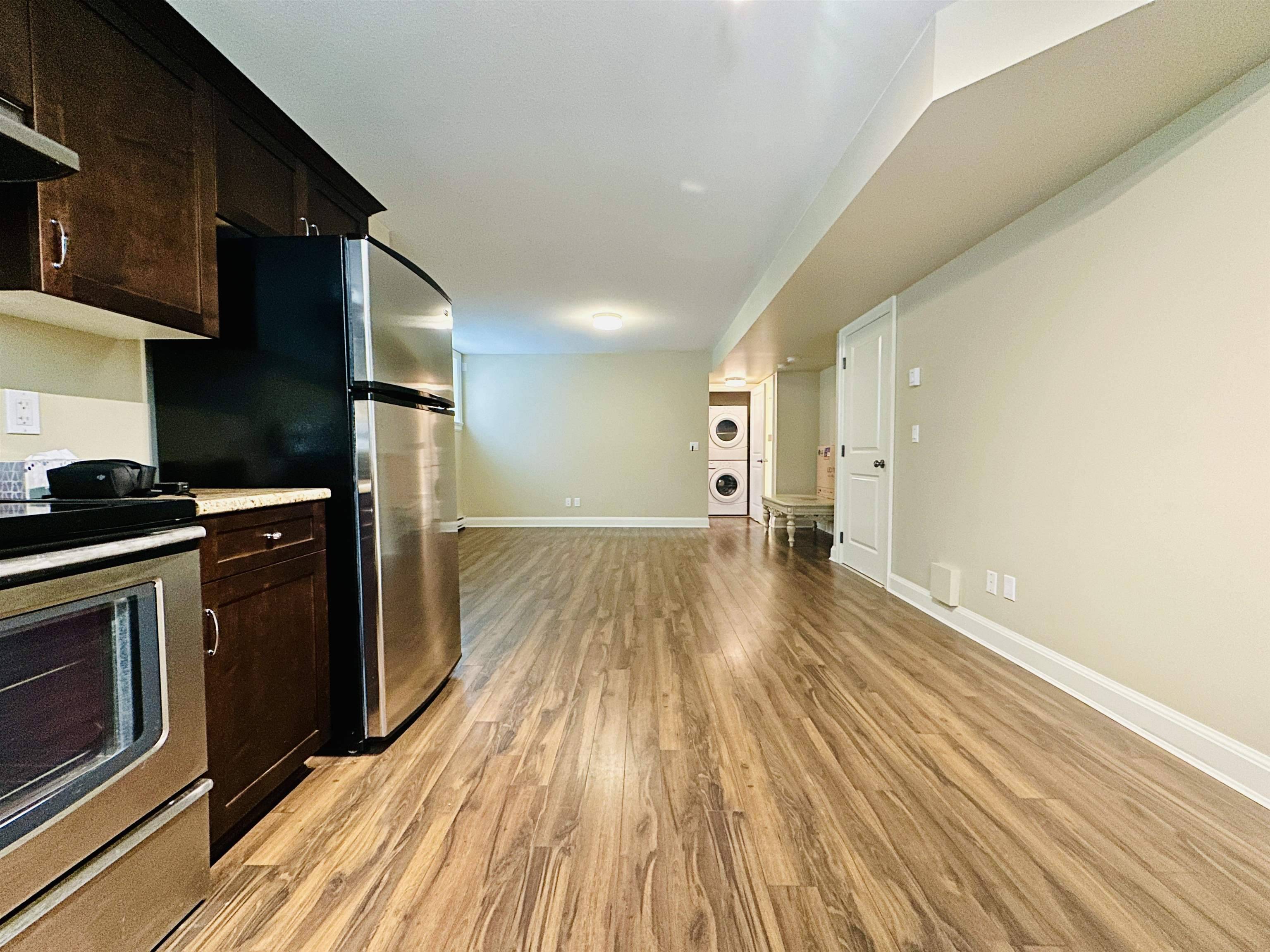North Vancouver, BC V7R 2N3,2895 Edgemont BLVD