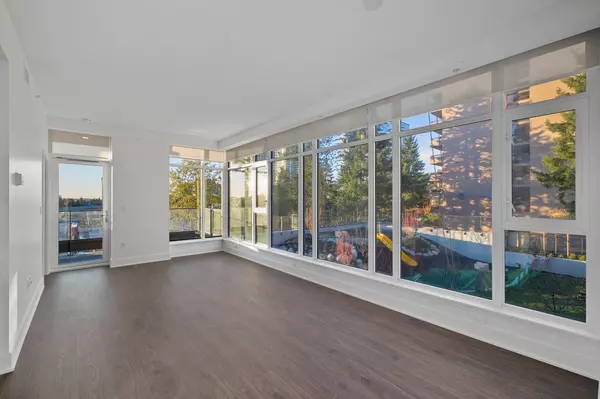 Coquitlam, BC V3K 6C3,450 Westview ST #210