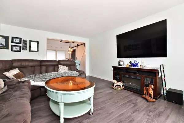 7822 Cedar ST Mission, BC V2V 3M7