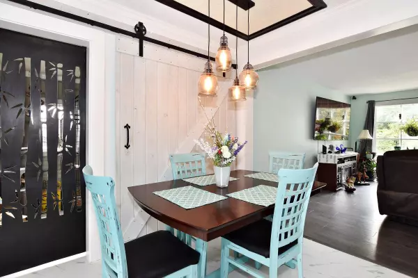 7822 Cedar ST Mission, BC V2V 3M7