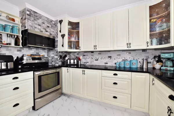 7822 Cedar ST Mission, BC V2V 3M7