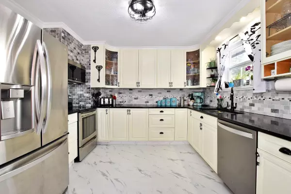 7822 Cedar ST Mission, BC V2V 3M7