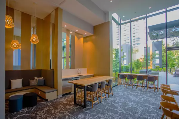 Vancouver, BC V6S 2L2,5608 Berton AVE #507