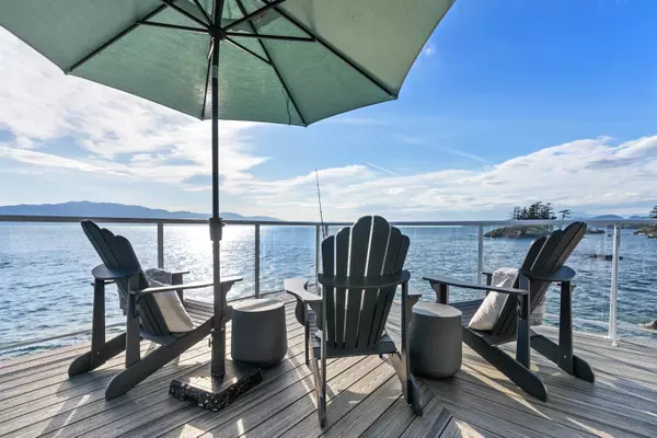 Halfmoon Bay, BC V7Z 1B9,11113 Sunshine Coast HWY
