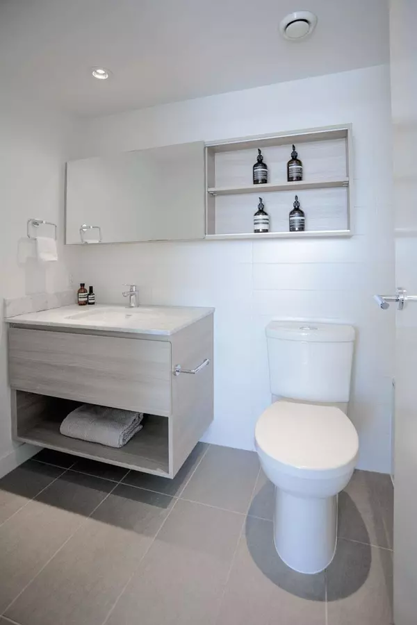 988 Quayside DR #1211 New Westminster, BC V3M 0L5