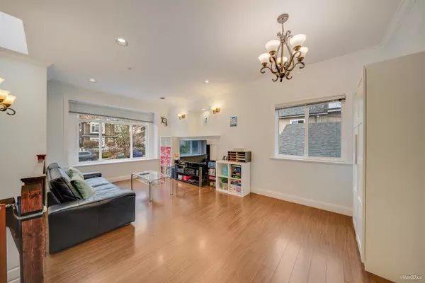 Vancouver, BC V5K 2L8,3576 E Georgia ST