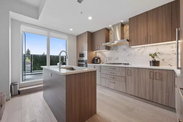 Vancouver, BC V5Z 2C3,528 W King Edward AVE #508