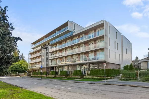 Vancouver, BC V5Z 2C3,528 W King Edward AVE #508