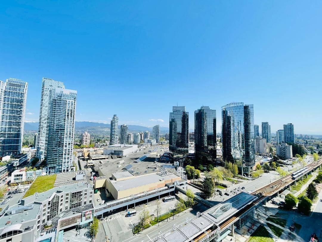 4458 Beresford ST #2203, Burnaby, BC V5H 0J1