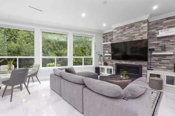 Surrey, BC V3X 1E8,6191 138 ST