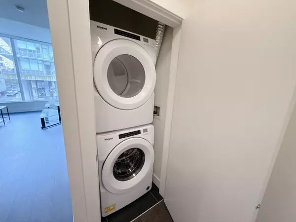 Vancouver, BC V5S 0E3,3438 Sawmill CRES #321