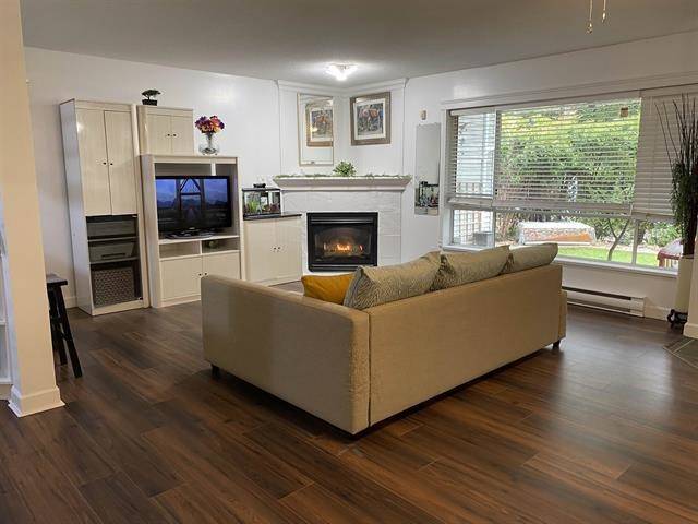 Surrey, BC V3W 0T6,13640 84 AVE #6