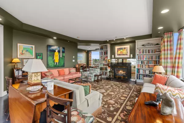 Vancouver, BC V6H 2T6,2838 Birch ST #8